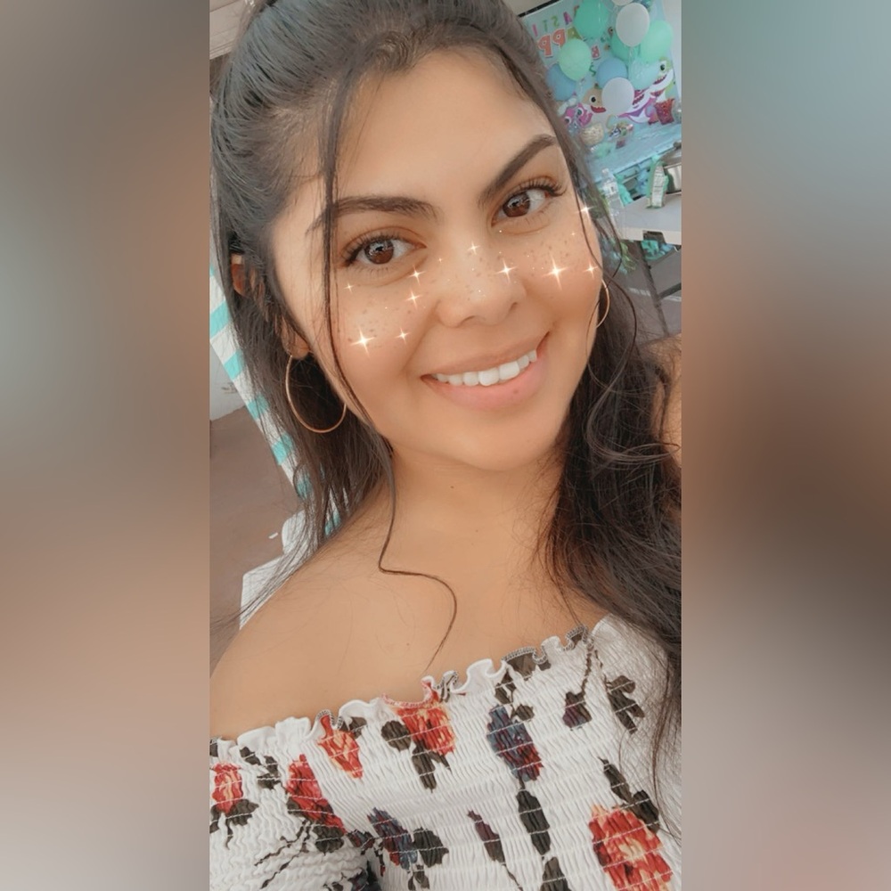 Meet your Posher, Maricela